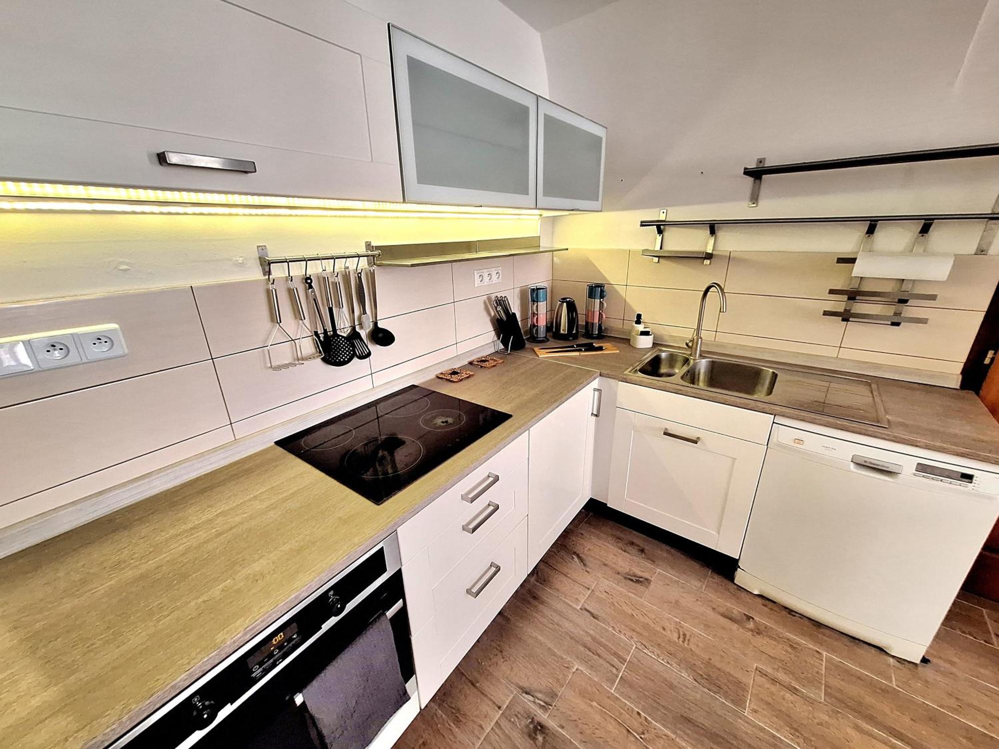 Apartment Emma - Old Town Bratislava Luaran gambar