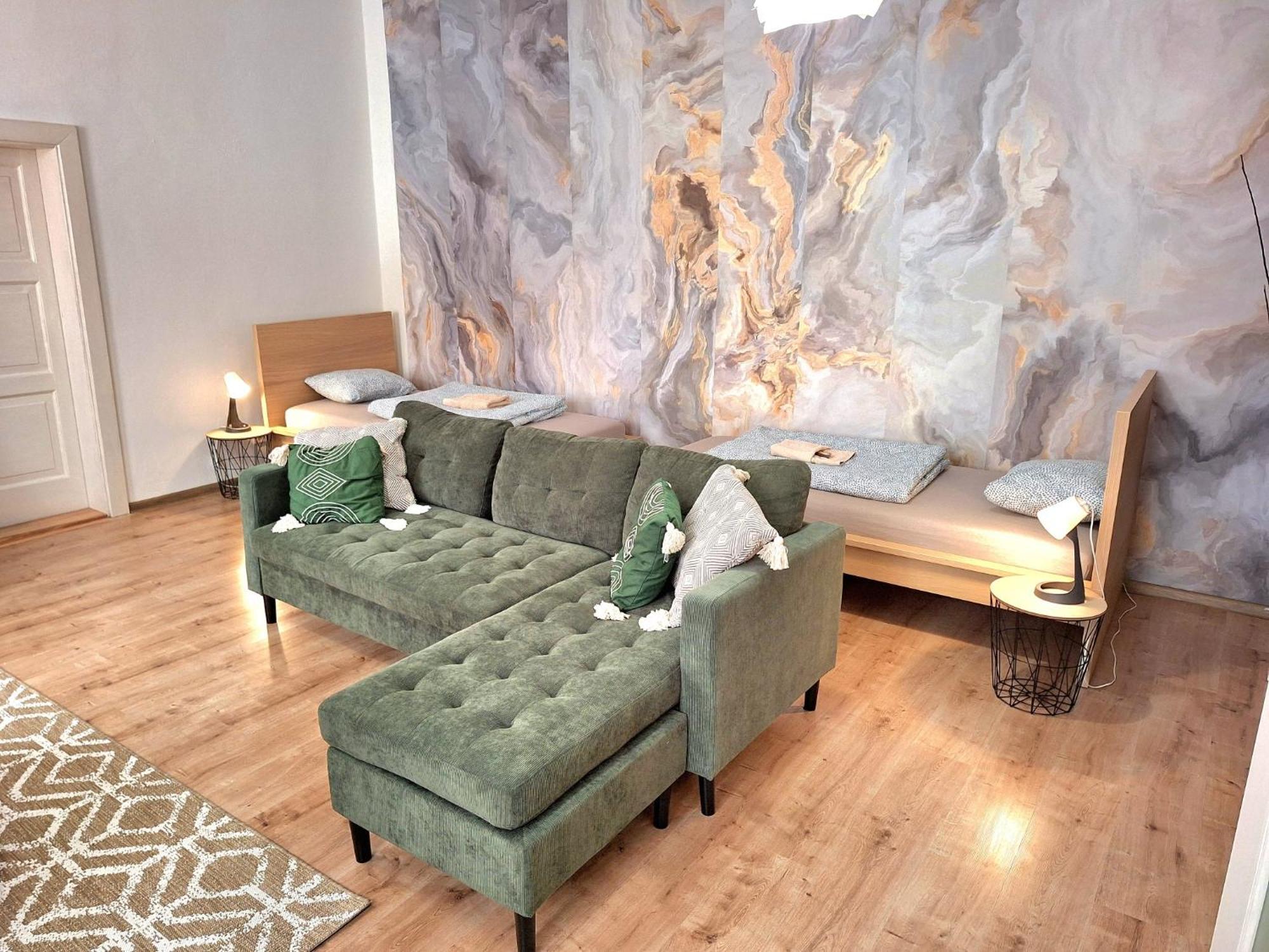 Apartment Emma - Old Town Bratislava Luaran gambar