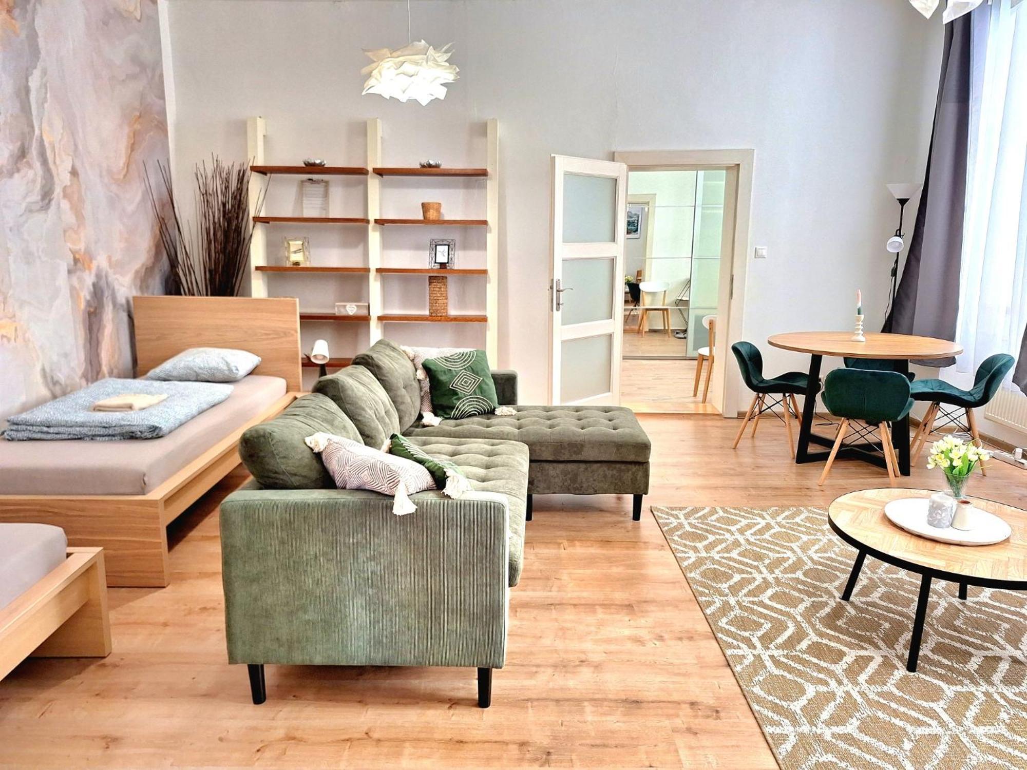 Apartment Emma - Old Town Bratislava Luaran gambar