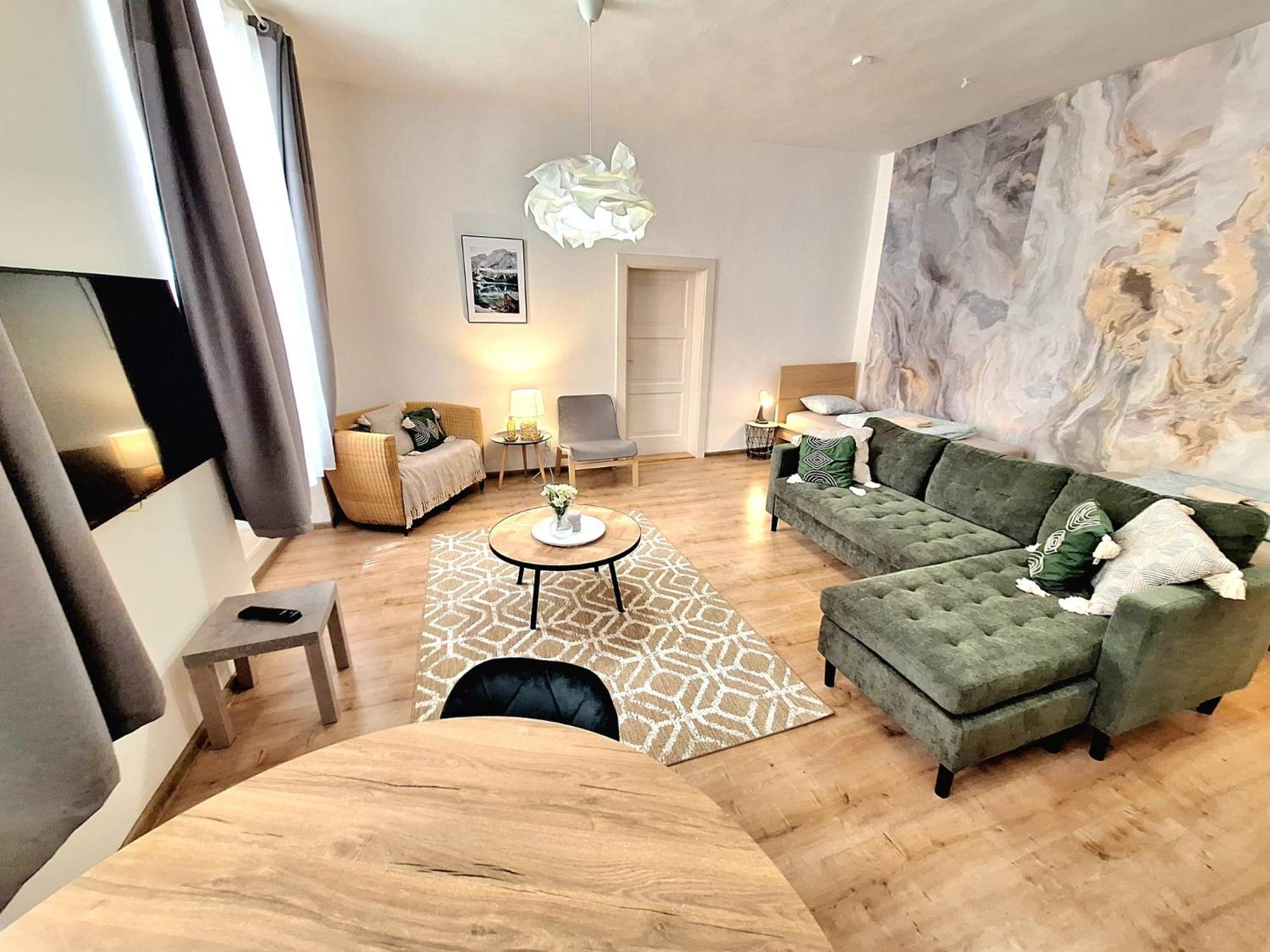 Apartment Emma - Old Town Bratislava Luaran gambar
